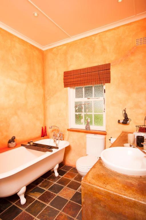 Bed and Breakfast De Oude Opstal Робертсон Номер фото